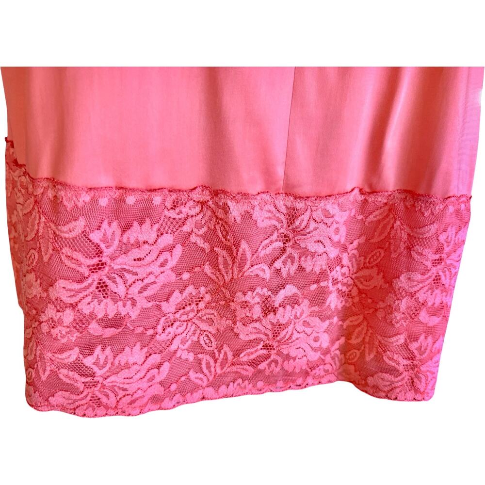 Vintage Vanity Fair 1970s Coral Pink Nylon Slip Lace Bodice Hem Size 32 - Picture 14 of 16